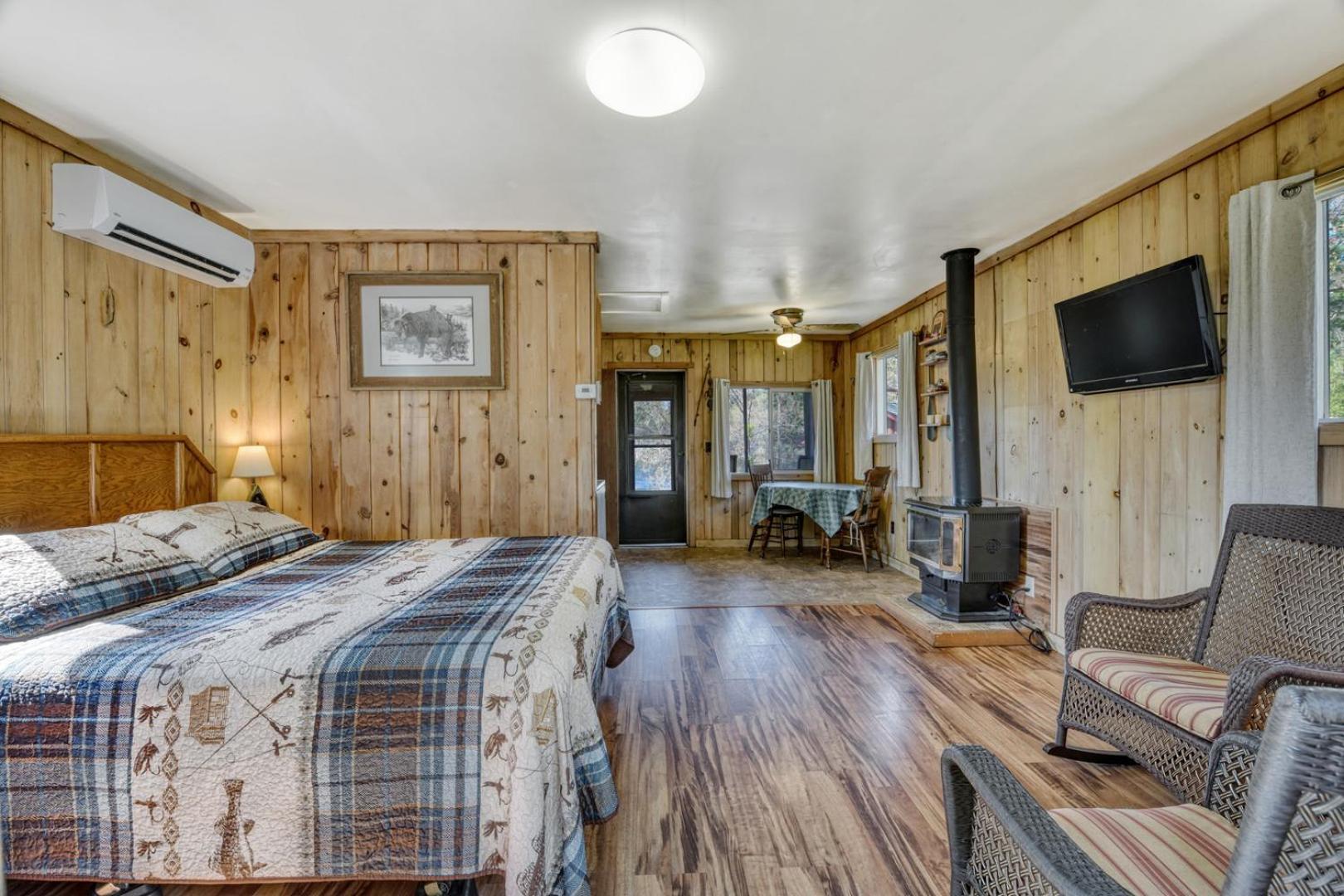 Edgewater Resort Iron Mountain Buitenkant foto