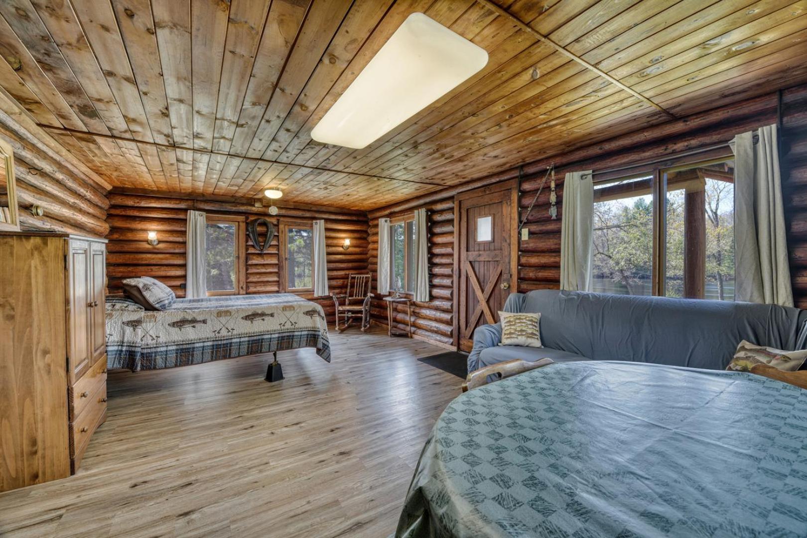 Edgewater Resort Iron Mountain Buitenkant foto